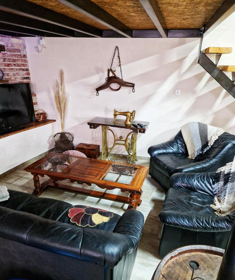 Luanas Rooms With Istrian Touch Buzet Eksteriør billede